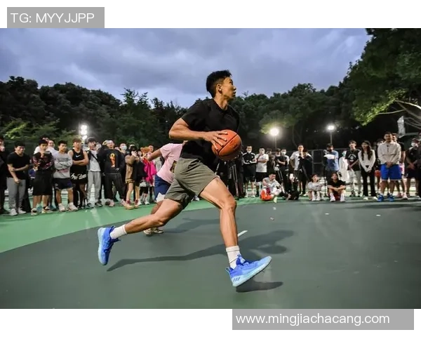 深圳篮球队篮球意识创新高引领联赛新潮流展现团队实力与战术智慧 深圳篮球队篮球意识创新高引领联赛新潮流展现团队实力与战术智慧