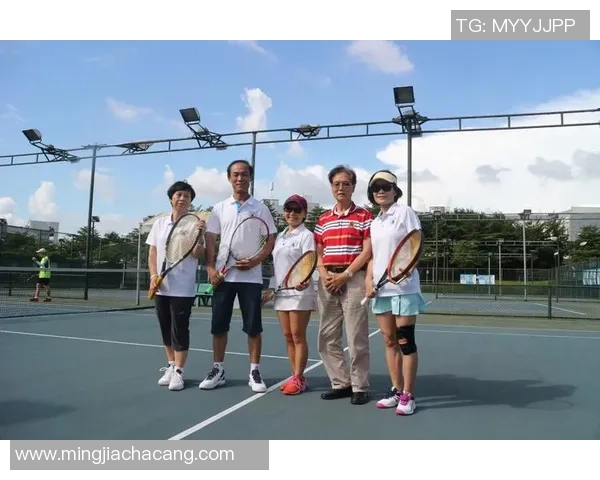 赛后分析:西安网球队与成都网球队在比赛中的灵活性对比探讨 赛后分析:西安网球队与成都网球队在比赛中的灵活性对比探讨